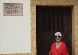 Catalina y la primera casa construida en Magaluf: «Me han dado talones en blanco para venderla, pero ni hablar»