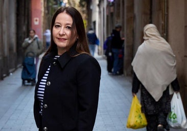 Dos profesoras contra el hiyab en las aulas: «Protejamos a las niñas»