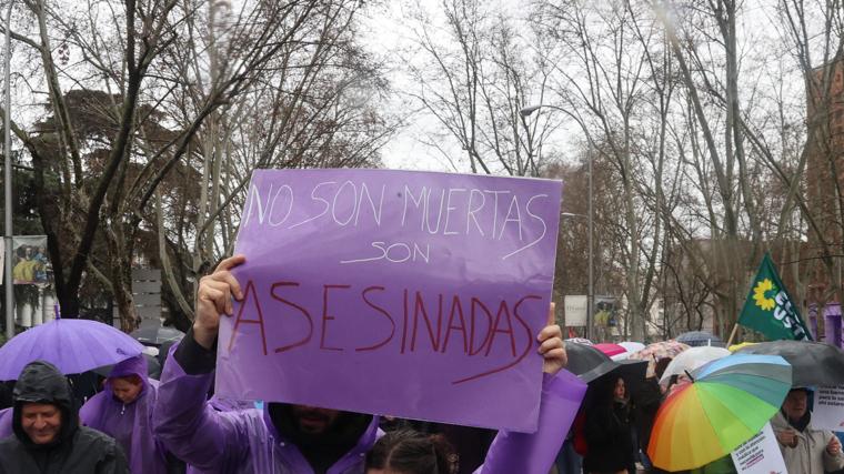 Uno de los carteles durante la manifestación del 8M en Madrid