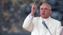 Las radiografías confirman que el Papa se está recuperando