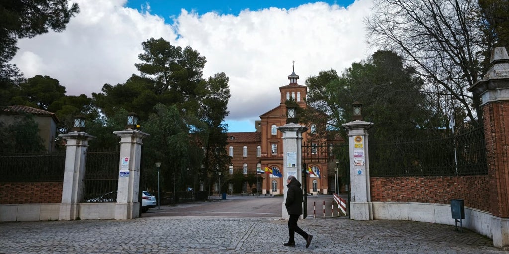 En Villafranca de los Barros, donde creció uno de los menores del crimen de Badajoz: «Su padre ya había avisado de que no podía con él»