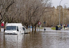 Las crecidas de ríos y arroyos mantienen en vilo el centro peninsular