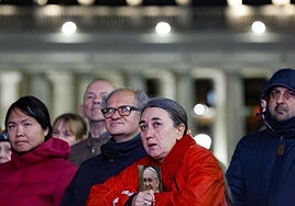 El cardenal Tucho Fernández descarta la renuncia del Papa pero asegura que «tendrá casi que volver a aprender a hablar»