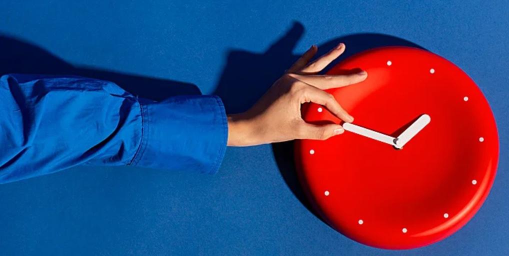 Este es el motivo por el que cambiamos la hora dos veces al año y su inventor