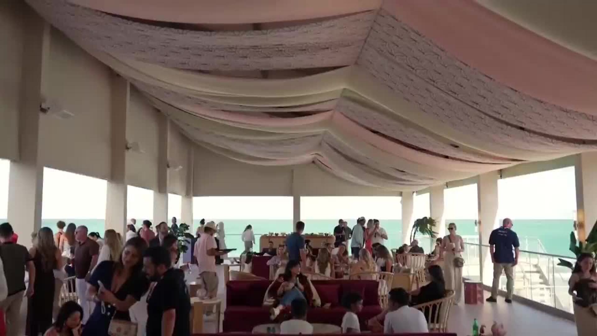 Caballos árabes debutan en las playas de Miami en el Global Champions Tour