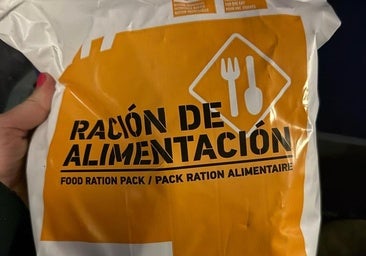 Más de 20 horas esperando: «Hemos tenido la sensación de estar tirados como perros»