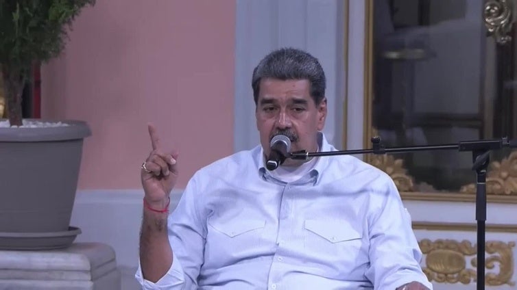 Maduro afirma que familias venezolanas sufren "la agresión" de Estados Unidos