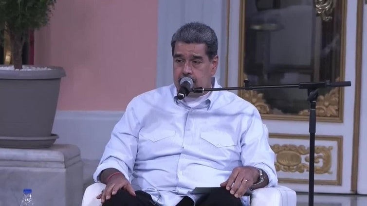 Maduro denuncia que familias venezolanas sufren "la agresión" de Estados Unidos