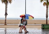 La Aemet avisa de la llegada del calor a España, pero no del final de las lluvias: el tiempo para el fin de semana