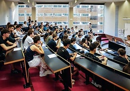 Notas de corte de acceso a la universidad en España en 2025: consulta tu carrera en este buscador