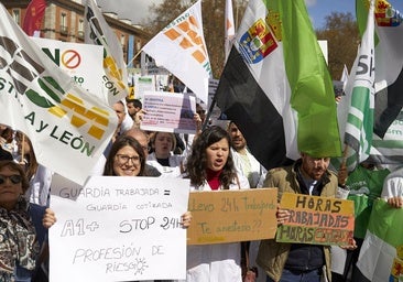 Los médicos aplazan su huelga en una negociación límite con Sanidad