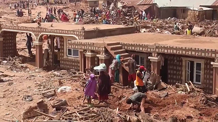Al menos 158 personas han perdido la vida a causa de las inundaciones que afectan al oeste de Nigeria