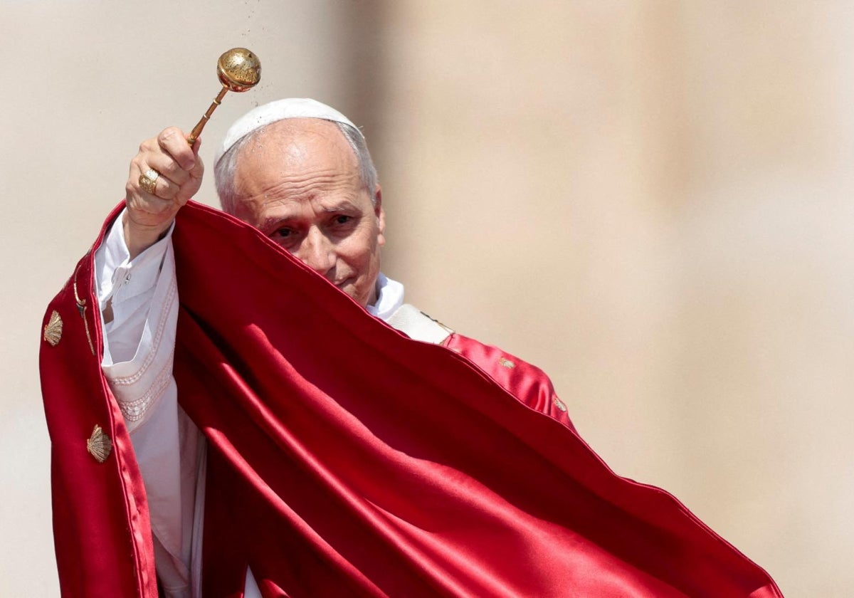 El Papa León, este domingo, durante la misa por el Jubileo de los Movimientos