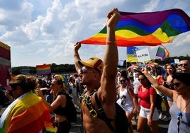 La policía húngara prohíbe la marcha del Orgullo en Budapest pese al respaldo del alcalde