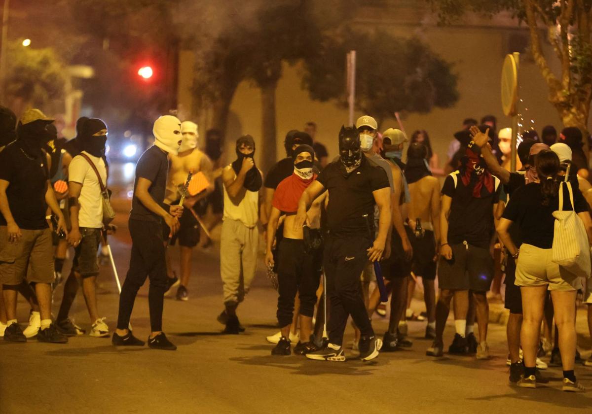 Momentos de tensión en Torre Pacheco en la cuarta noche de disturbios