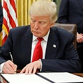 Hacer la Coca-Cola «real» otra vez: el presidente anuncia que el refresco volverá a usar azúcar de caña