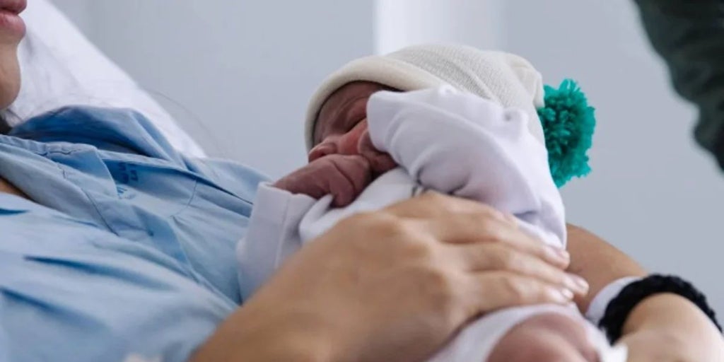 España registró 129.808 nacimientos hasta mayo, 41.163 menos que hace 10 años