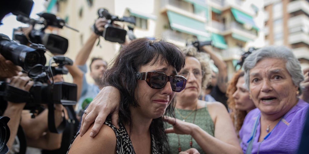 Sustracción de menores: «Nadie para a un padre que sale de España con su hijo sin permiso»