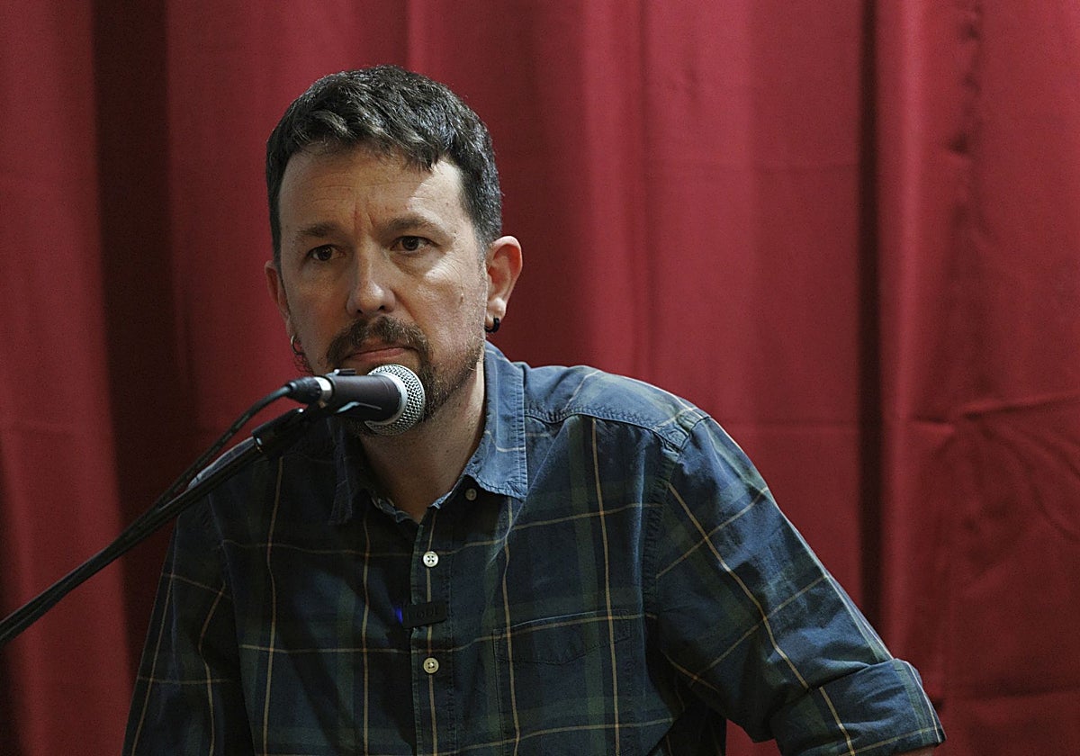 Pablo Iglesias se refugia en una institución latinoamericana tras ser rechazado por la Complutense