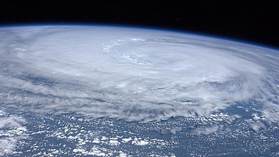 Erin, el primer huracán de la temporada en el Atlántico, alcanza la categoría cinco