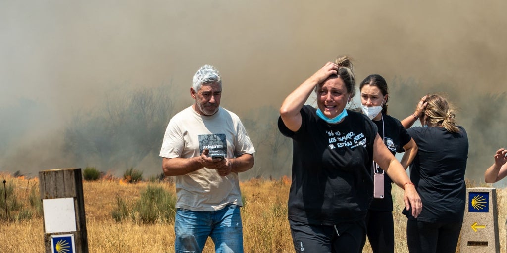 Viaje al infierno español: un recorrido por las entrañas de los incendios en el Norte