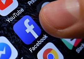 Facebook bloquea un grupo donde hombres compartían fotos íntimas de sus mujeres en Italia