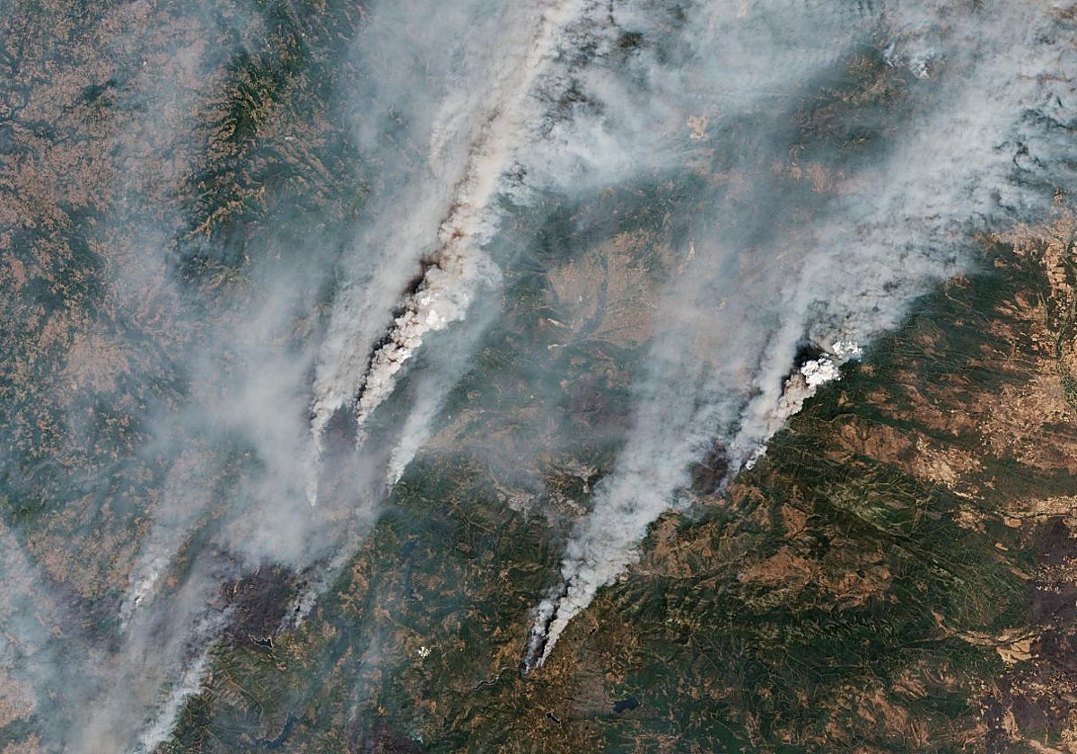 Imagen del satélite Sentinel-2 de los incendios en España el 17 de agosto