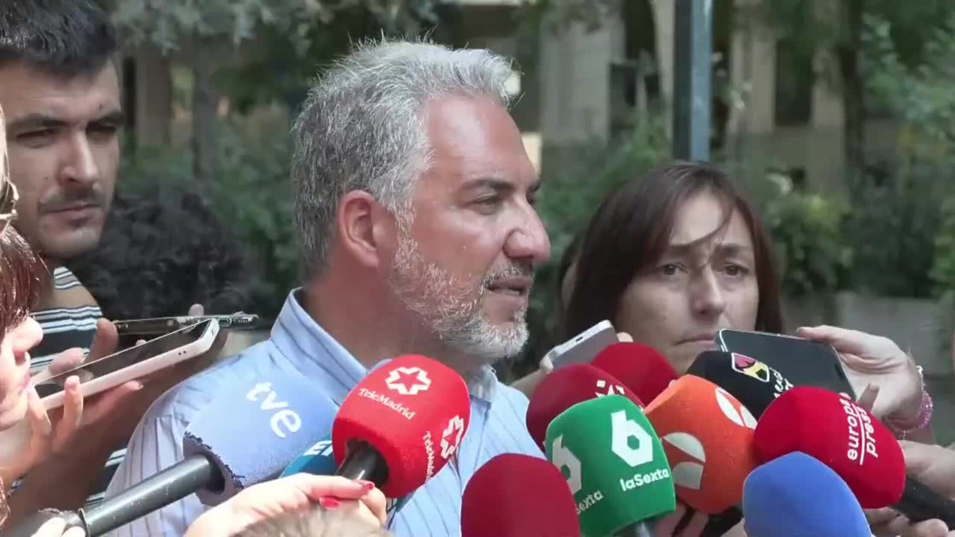 Bendodo califica de &quot;pirómana&quot; a la directora general de Protección Civil