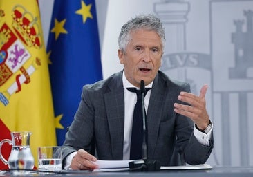 El Gobierno declara zonas catastróficas en 16 comunidades y ridiculiza el plan antiincendios de Feijóo