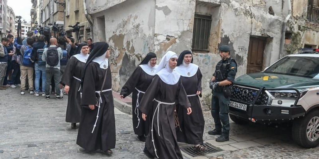 El culebrón digital de Belorado: Meta borra las cuentas de Instagram y Facebook de las exreligiosas