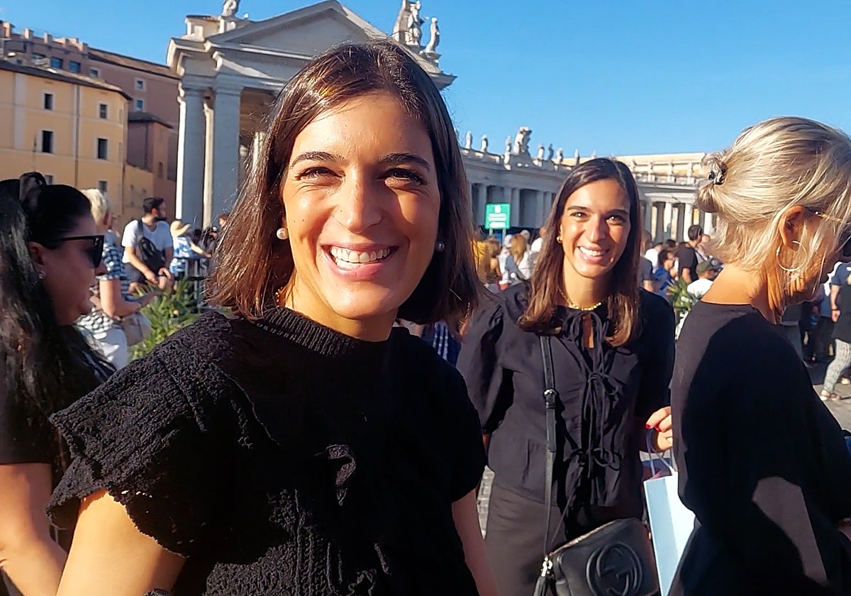 Creyentes de todo el mundo acuden a la canonización de Acutis: «Salí de un trasplante de corazón y me encomendé a Carlo»