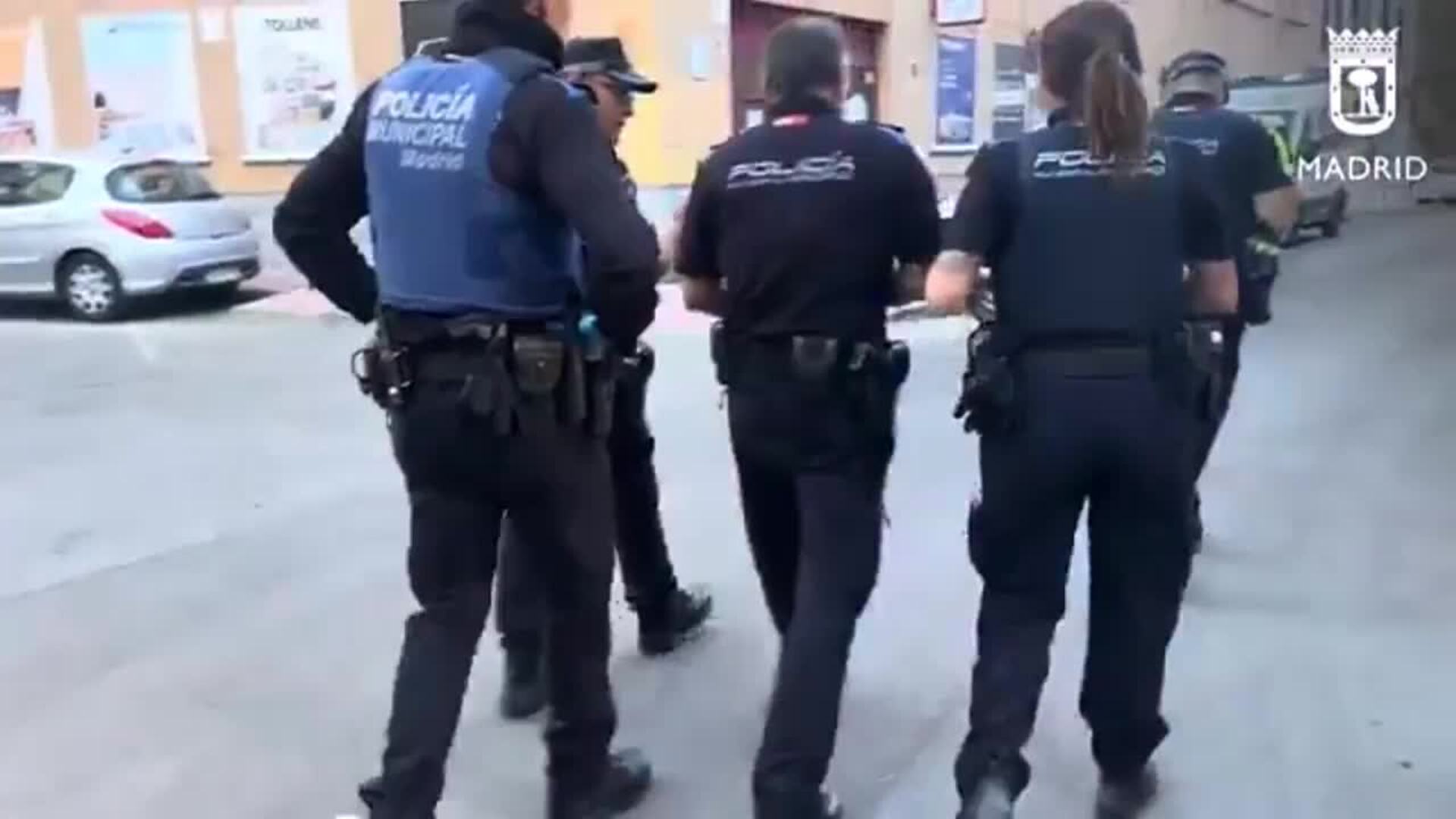 Una mujer grave tras ser atropellada por un camión de la limpieza en Madrid