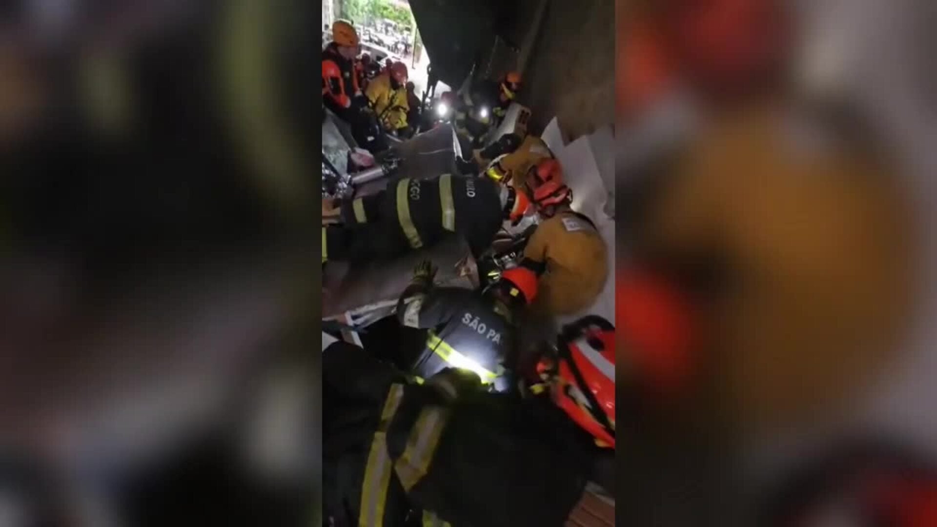 Un muerto y cinco heridos al derrumbarse un restaurante en el centro de ...