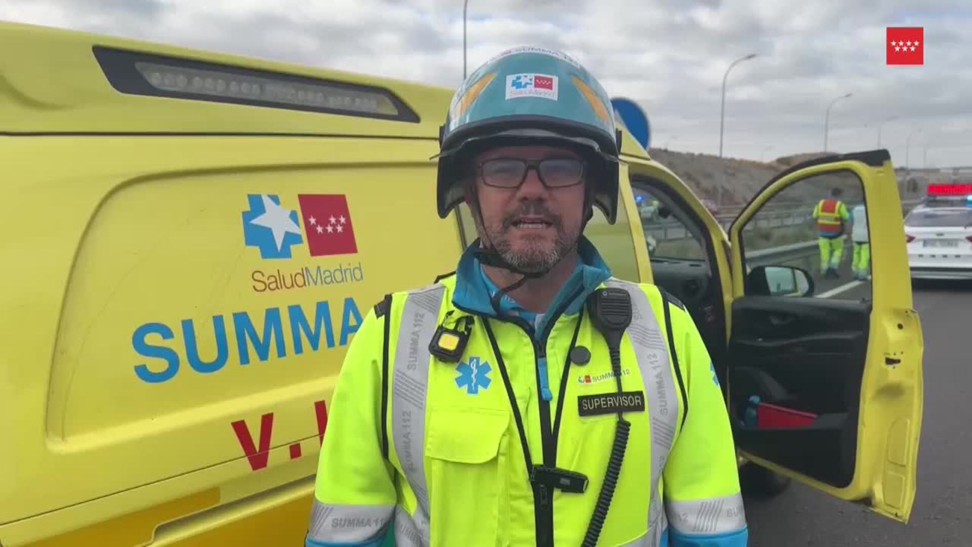 Un motorista de 22 años en estado grave tras revertirle una parada cardiorrespiratoria