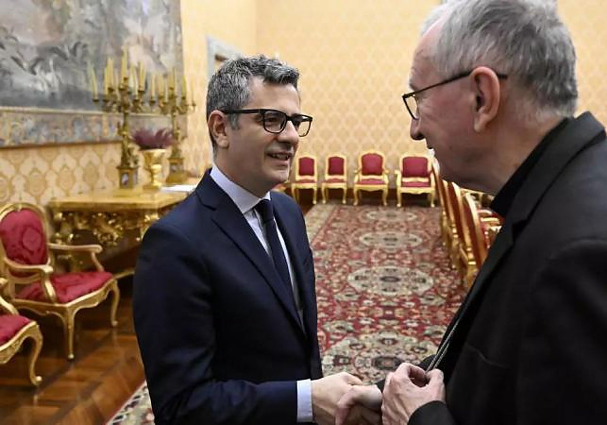 El ministro Félix Bolaños con Pietro Parolin en un encuentro celebrado en el Vaticano el pasado mes de mayo