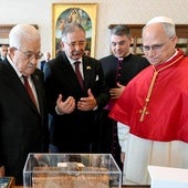 El intercambio de regalos protocolario entre ambos líderes durante la audiencia