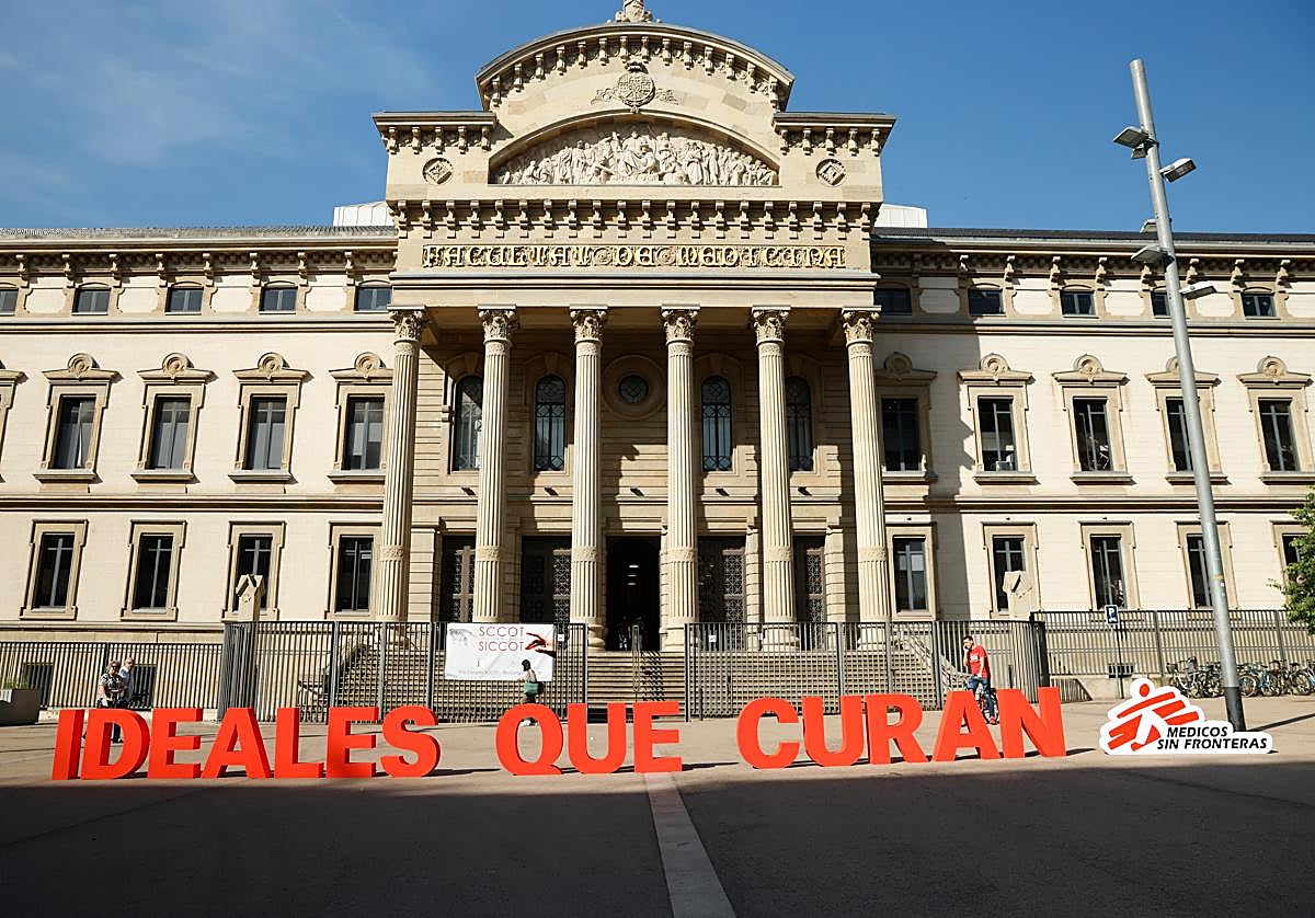 Lanzamiento en la Universidad de Barcelona de Ideales Que Curan