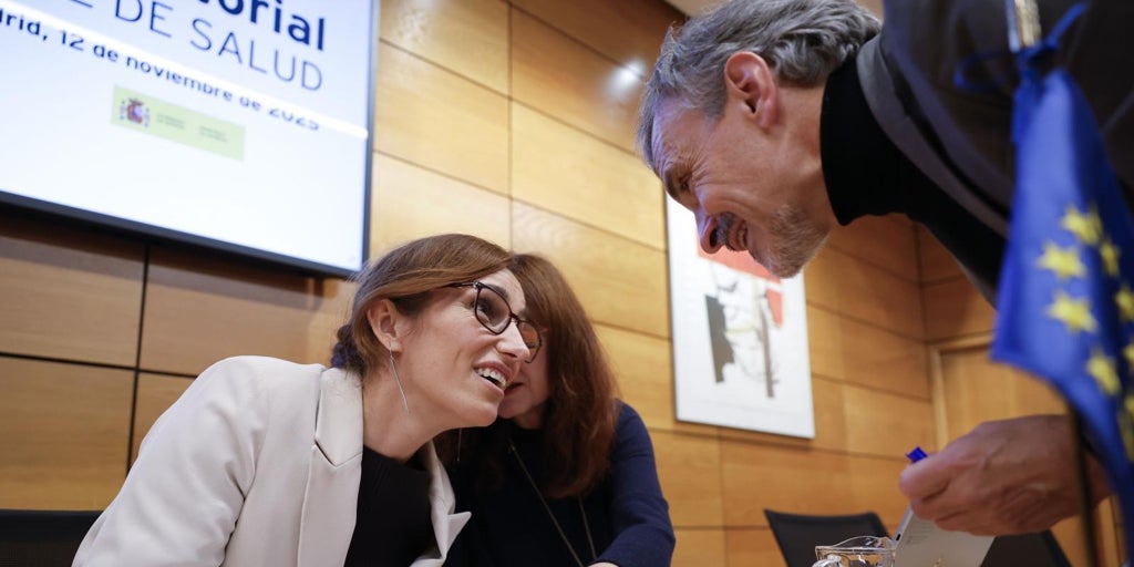 El PP acusa a Mónica García de «manosear» y «crear alarmismo» con los datos de los cribados de cáncer