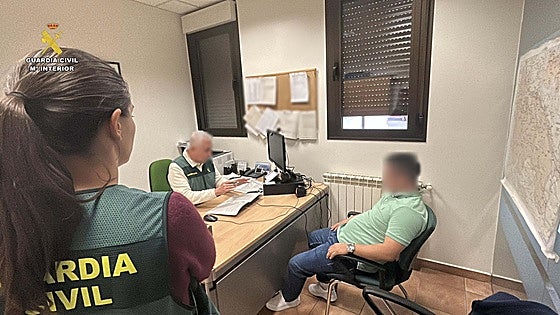 Detenido en La Rioja un depredador sexual con correas y látigos en compañía de un menor de edad al que manipuló por redes sociales