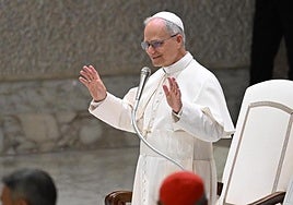 El Vaticano concluye que no es posible ordenar a mujeres diaconisas, pues sería un primer paso hacia el sacerdocio