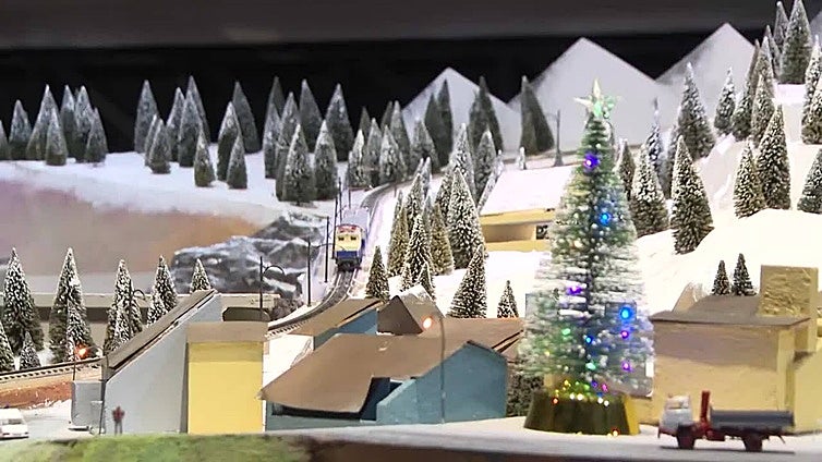 El Museo del Ferrocarril arranca la Navidad con un tren especial y una experiencia inmersiva 3D