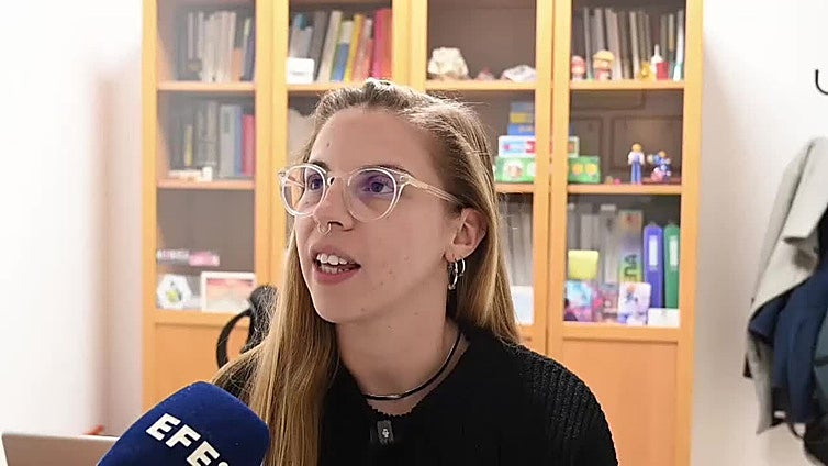 'Kintsugi' o sanar con oro las heridas invisibles de la infancia en los barrios de Almería