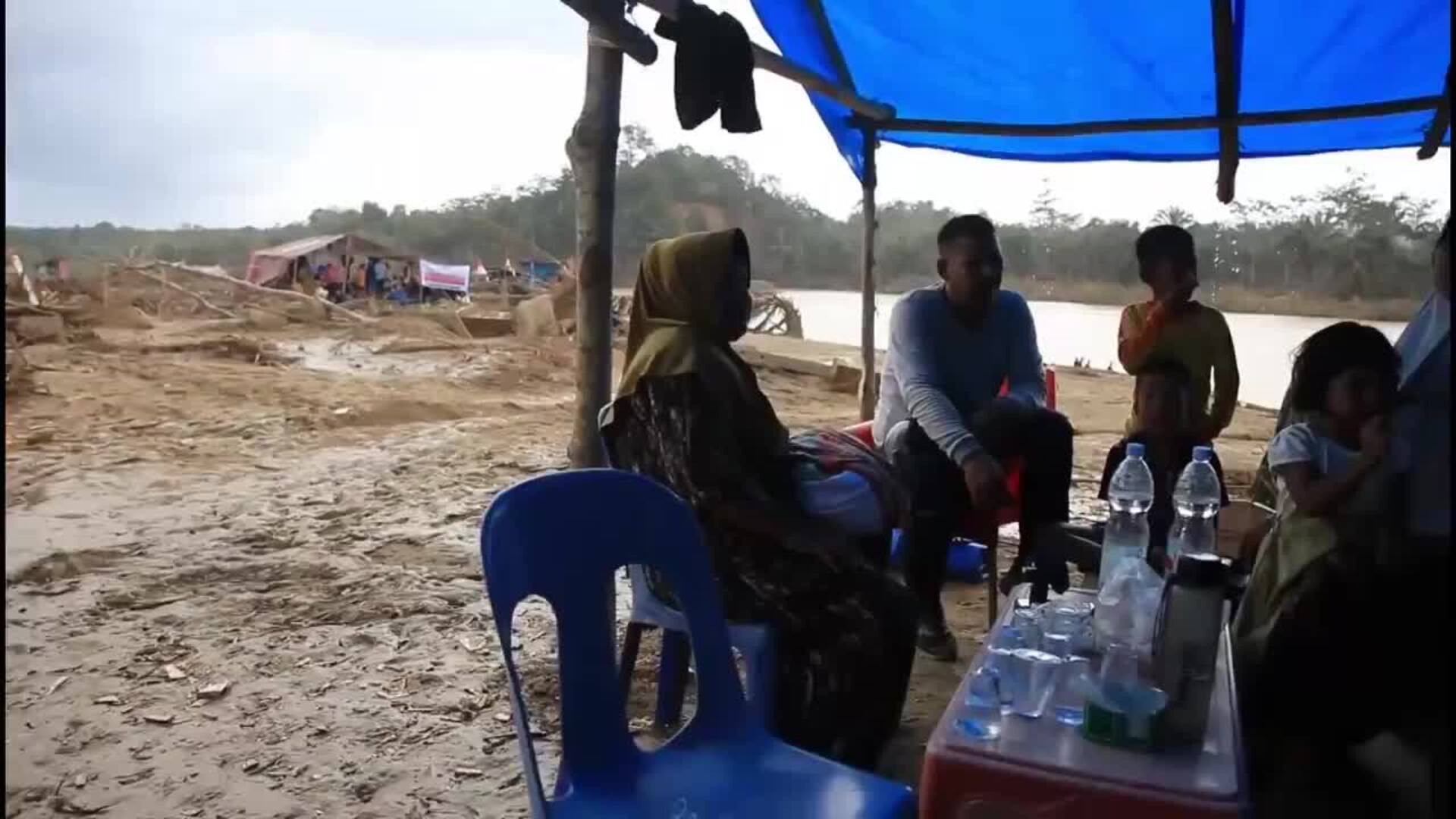 Al menos 961 personas han muerto y 293 han desaparecido por las inundaciones en Indonesia