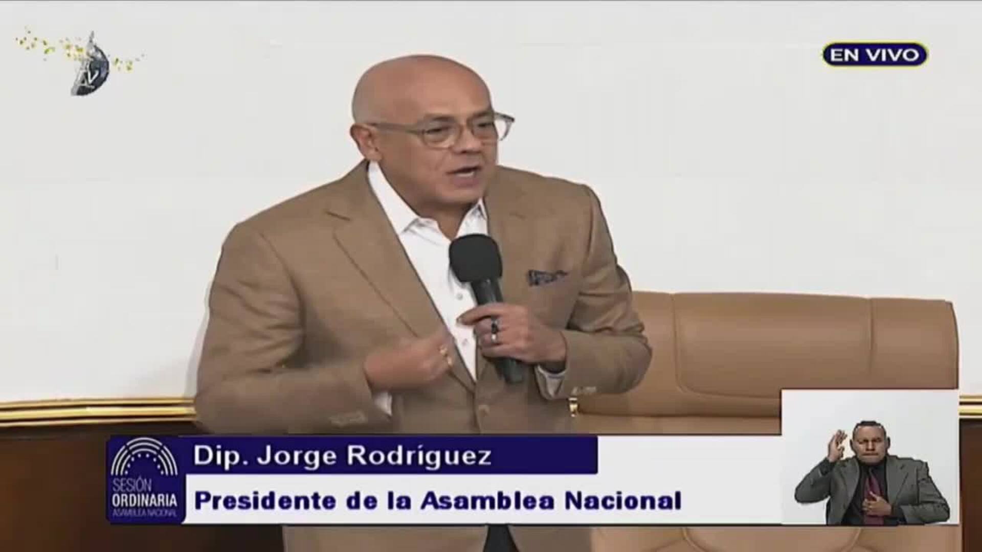Jefe de Parlamento critica que Nobel sea para &quot;una persona que pide se invada Venezuela&quot;