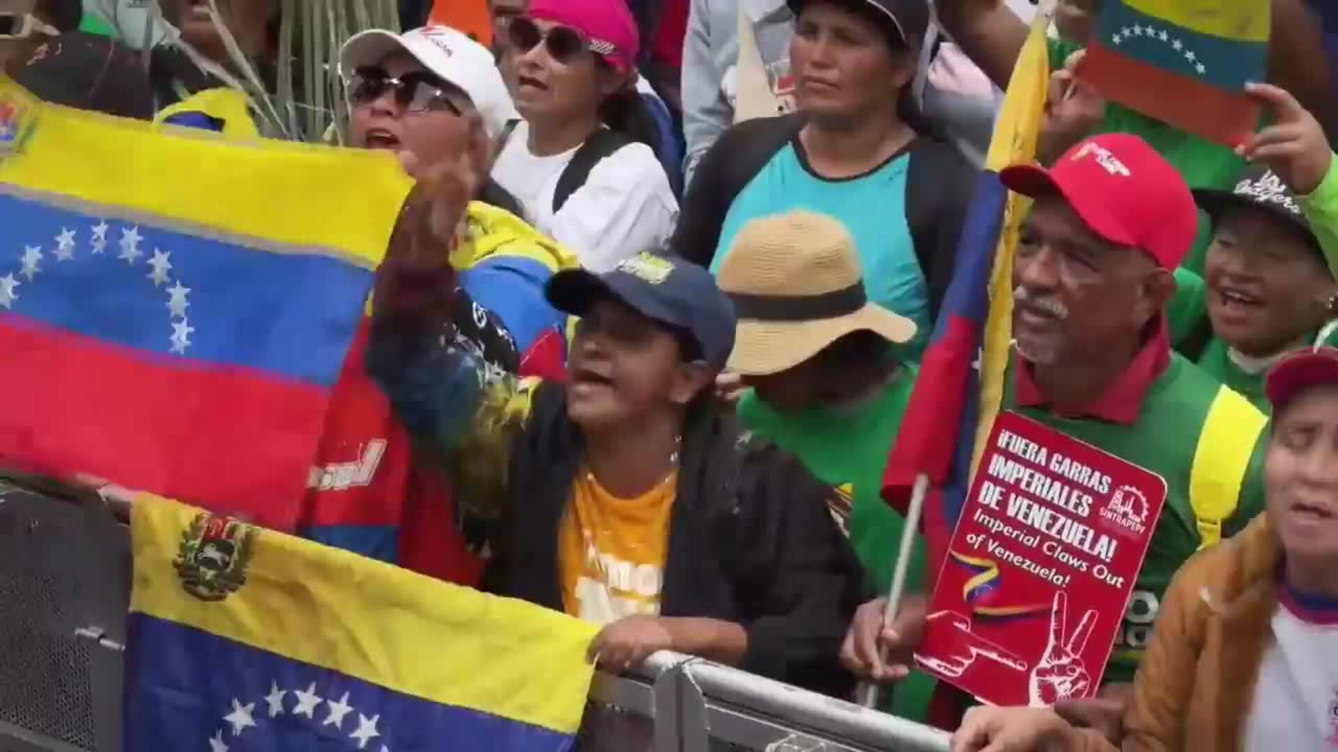 Miles de campesinos marchan en Caracas exigiendo la libertad de Nicolás ...