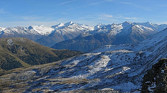 Al menos cinco personas mueren en dos avalanchas en los Alpes austríacos