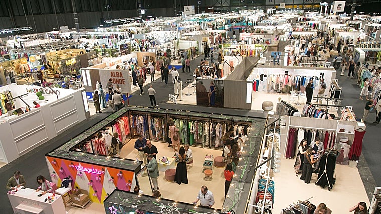 Vista aérea do Pavilhão 10, onde acontece o MOMAD