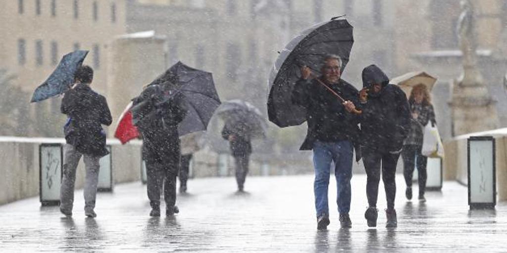 Aviso especial de la Aemet por la borrasca Leonardo: lluvias «intensas y extraordinariamente persistentes» en estas zonas de España