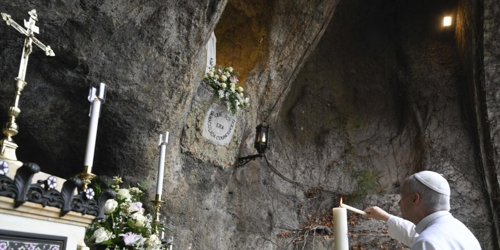 El Vaticano advierte a los lefebvrianos  que  ordenar nuevos obispos provocará un cisma