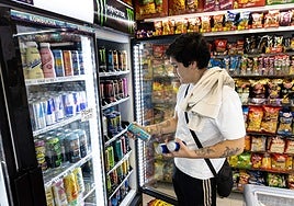 El Gobierno prohibirá la venta de bebidas energéticas a menores de 16 años
